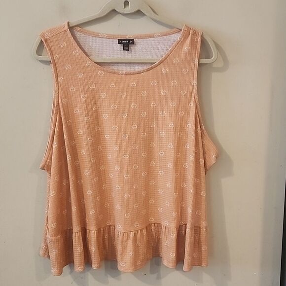 Torrid top size 3 perfect condition - Picture 1 of 4
